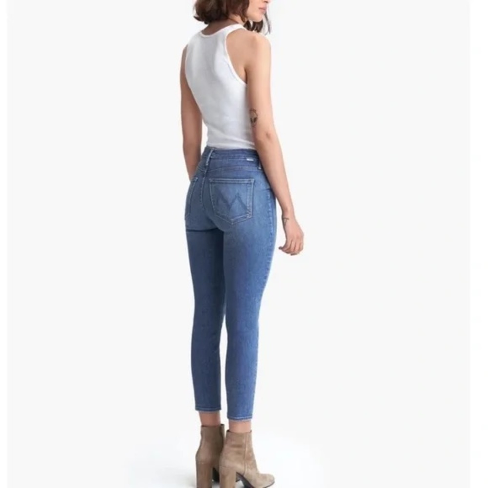 Mother jeans. The Looker Crop. Size 31